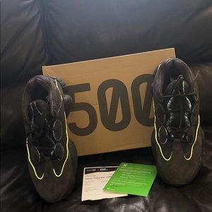 Yeezy 500 utility black